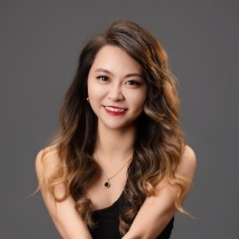 Lenka Huang